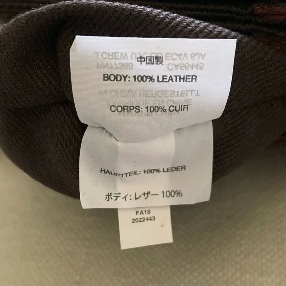 MADEWELL | The Slim Convertible Bag - Cabernet - Picture 6 of 16